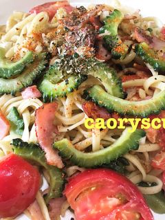 ゴーヤとトマトのペペロンチーノ焼きそば-レシピのメイン写真