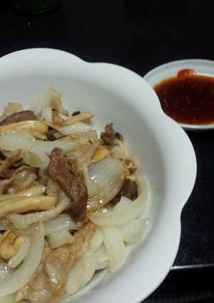ｴﾘﾝｷﾞ、玉葱、豚肉炒め-レシピのメイン写真