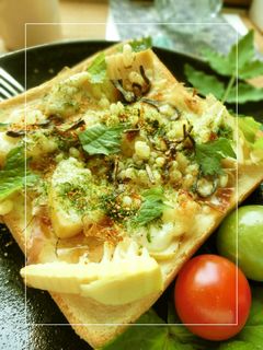タケノコ山のたぬきトースト-レシピのメイン写真