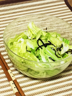 塩昆布ときざみにんにく☆キャベツのサラダ-レシピのメイン写真