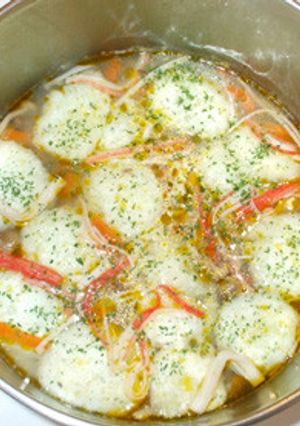ふわふわ山芋団子のすいとん風中華スープ♪-レシピのメイン写真