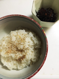 薄味で、おかずを引き立たせる生姜おこわ-レシピのメイン写真
