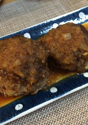 新玉ねぎたっぷり！ハンバーグ-レシピのメイン写真