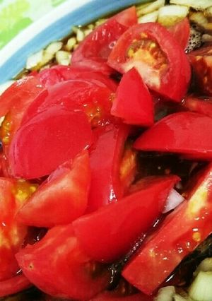 切るだけ簡単！トマト新玉どっさりサラダ-レシピのメイン写真
