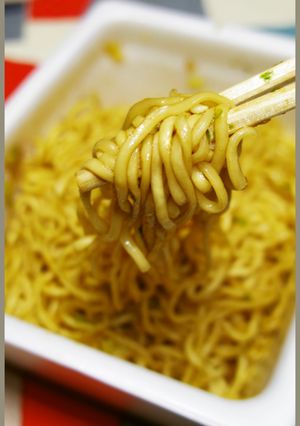 ペヤングやきそば！かやくを逃さない方法！-レシピのメイン写真