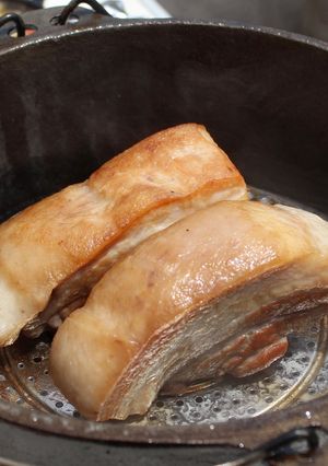 ダッチオーブンで二度美味しい塩豚-レシピのメイン写真
