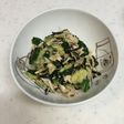 たたききゅうりとササミの塩昆布和え