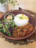 ミックスビーンズときのこのキーマカレー