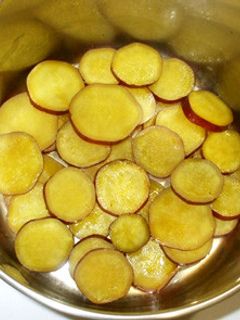 さつま芋の蜂蜜レモン煮♪おやつに-レシピのメイン写真