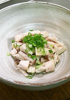 タケノコとしめじ塩麹炒め-レシピのメイン写真