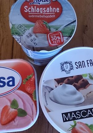 材料4つ！焼かないイチゴショートケーキ！-レシピのメイン写真