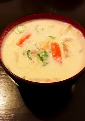 お代わりがとまらん！お揚げさんの京風粕汁-レシピのメイン写真