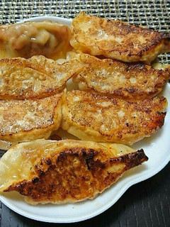 おつまみにピッタリ♪キムチツナ餃子-レシピのメイン写真