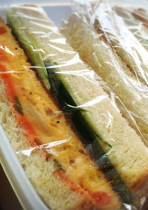 ふわふわチーズオムレツサンド-レシピのメイン写真