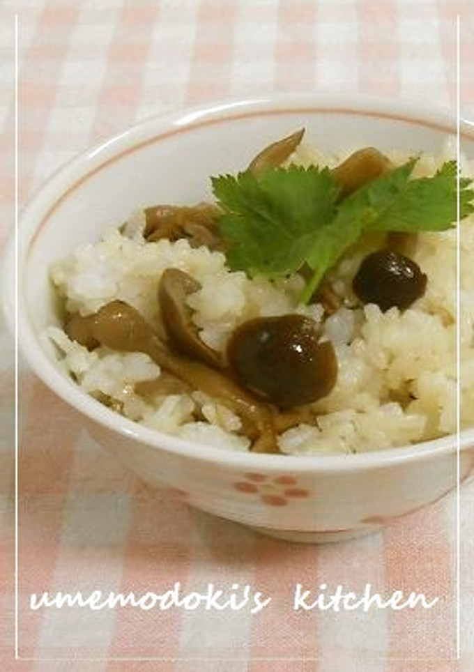 手軽に！きのことアサリの混ぜご飯-レシピのメイン写真