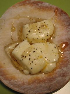 餃子の皮でクリームチーズハニーピザ☆-レシピのメイン写真