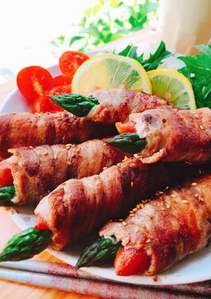 お弁当にも！ソーセージとアスパラの肉巻き-レシピのメイン写真