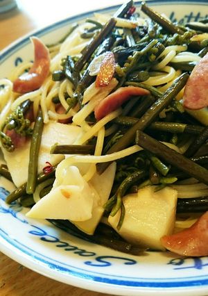 ワラビとタケノコの和風ペペロンチーノ-レシピのメイン写真