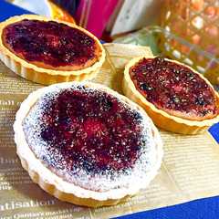 รูปของ チョコとベリーのタルト