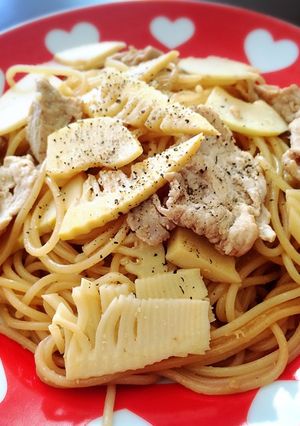春だね♡たけのこ入り生姜焼き風パスタ-レシピのメイン写真
