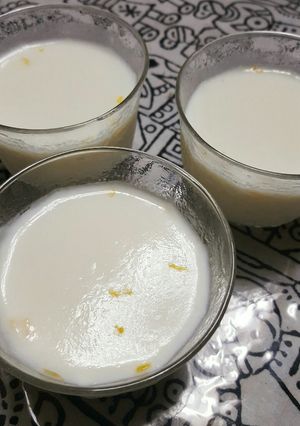 簡単ふるっふる♪ミルクプリンみかん入り-レシピのメイン写真