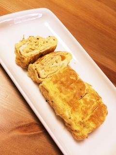 中からとろーり!チーズたっぷり卵焼き-レシピのメイン写真
