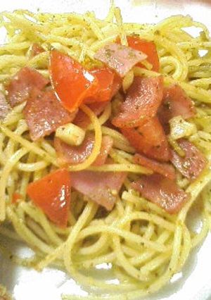バジルとトマトのパスタ-レシピのメイン写真