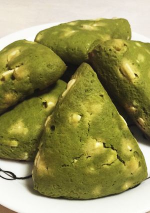 抹茶ホワイトチョコスコーン-レシピのメイン写真