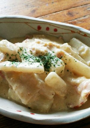 長芋とベーコンのカルボナーラ風クリーム煮-レシピのメイン写真