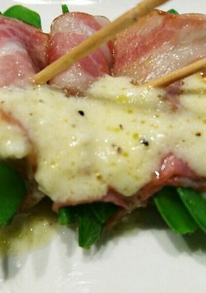 しゃきしゃき絹さやベーコンのチーズソース-レシピのメイン写真