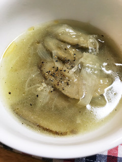 *手羽元とごぼうのスープ*-レシピのメイン写真