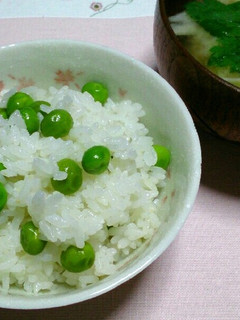 豆のゆで汁で作るえんどう豆ご飯(3合分)-レシピのメイン写真