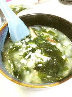 簡単。雑炊風お茶漬け 夜食にどうぞ-レシピのメイン写真