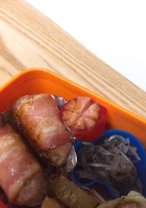 お弁当☆赤いチューリップウインナー♡-レシピのメイン写真