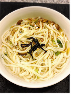 塩昆布とごま油のさっぱりうどん-レシピのメイン写真