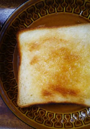 冷凍食パンdeしみじゅわメープルトースト-レシピのメイン写真