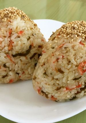 ☆桜えび 子持ち昆布 おにぎり-レシピのメイン写真