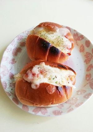 ごてあらポーで、ごてチーズピザ風パン-レシピのメイン写真