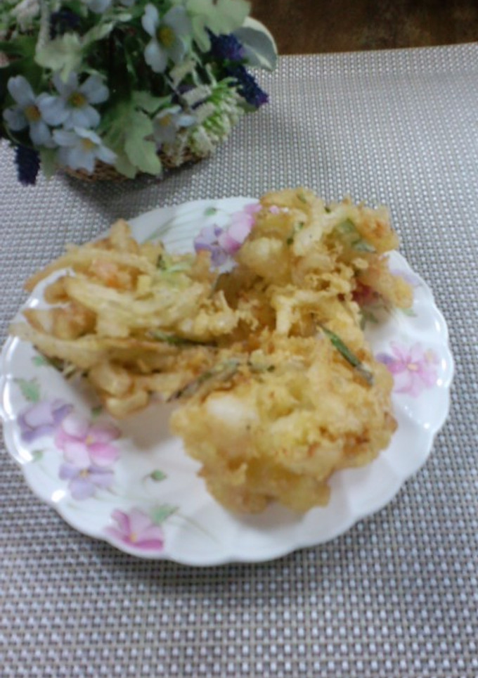 新玉ねぎと絹さやのかき揚げ♡-レシピのメイン写真