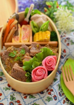 【キャラ弁】ビアハムの薔薇弁当-レシピのメイン写真