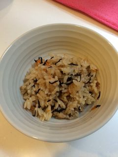 離乳食完了期 鶏肉とひじきの炊き込みご飯-レシピのメイン写真