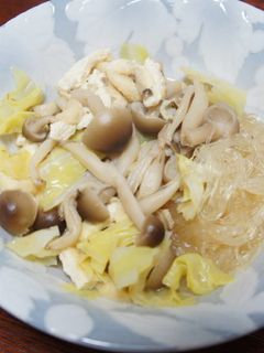 きゃべつ・ぶなしめじ・油揚げ・春雨の煮物-レシピのメイン写真
