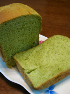ほんのり甘い抹茶食パン-レシピのメイン写真