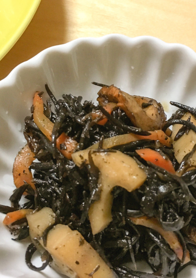 作り置き れんこんとちくわのひじき煮-レシピのメイン写真