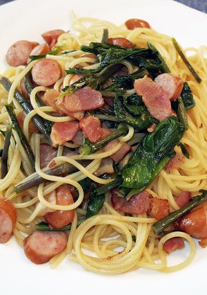かぶの葉とウィンナー☆めんつゆパスタ-レシピのメイン写真