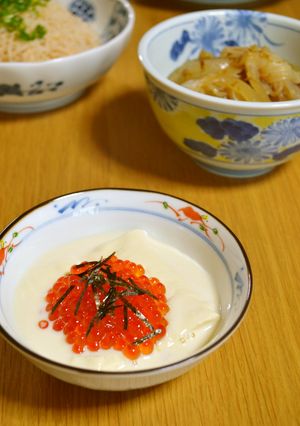 おもてなし＆酒の肴『生湯葉のイクラのせ』-レシピのメイン写真