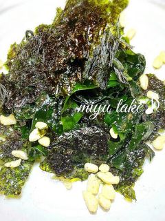 生ワカメと韓国海苔の和え物♪-レシピのメイン写真