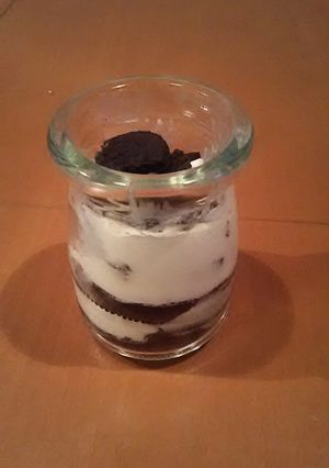 オレオとヨーグルトでビスケットケーキ-レシピのメイン写真