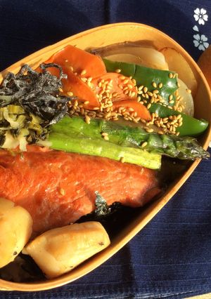 前日努力で10分弁当☆北海丼バター醤油味-レシピのメイン写真