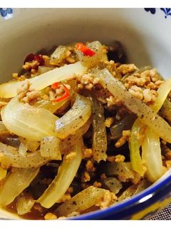 こんにゃくと玉ねぎの甘辛煮-レシピのメイン写真